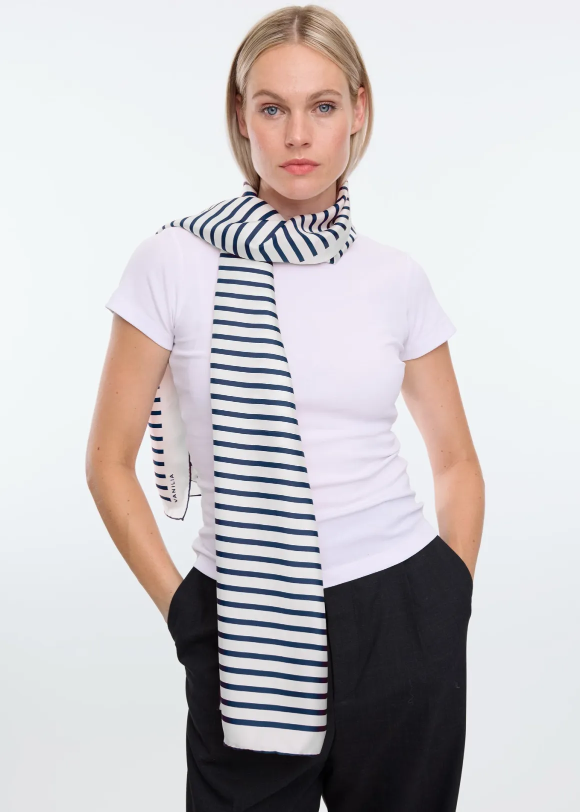 VANILIA Classic stripe scarf long intenseblue Hot