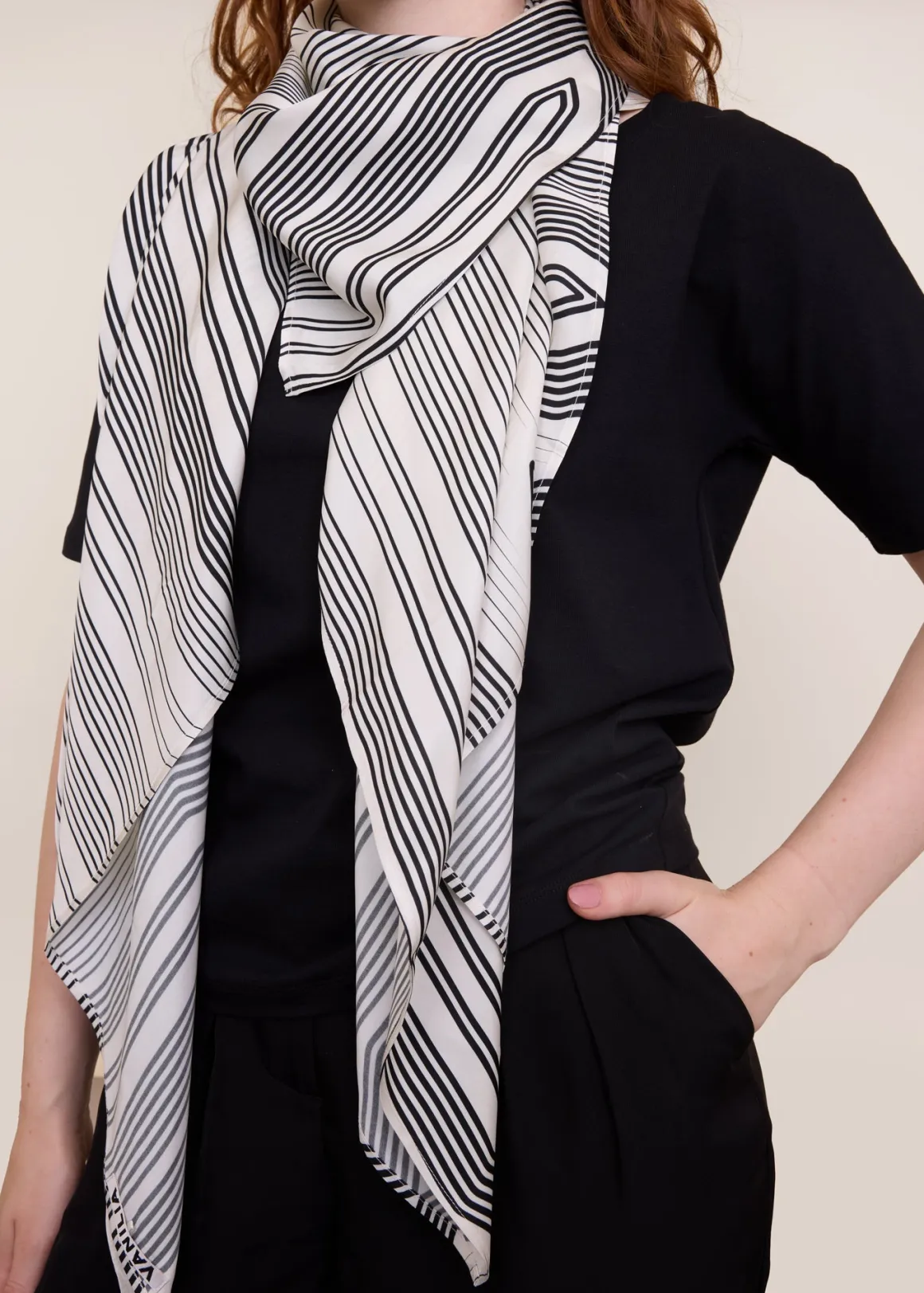 VANILIA Graphic print scarf Sale