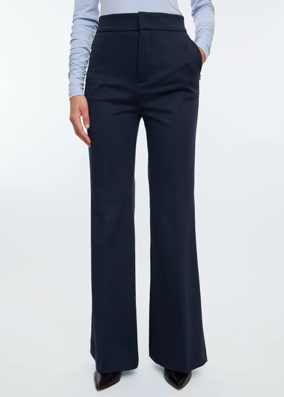 VANILIA Hightech flaired broek SkyCaptain New