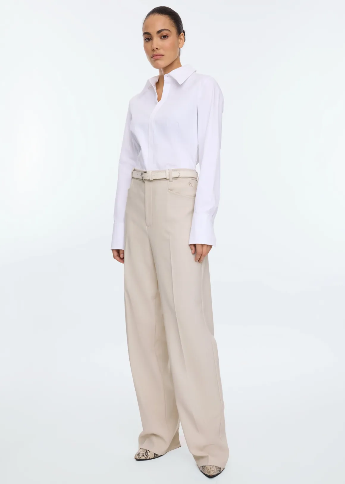 VANILIA Straight leg pants SilverLining Fashion