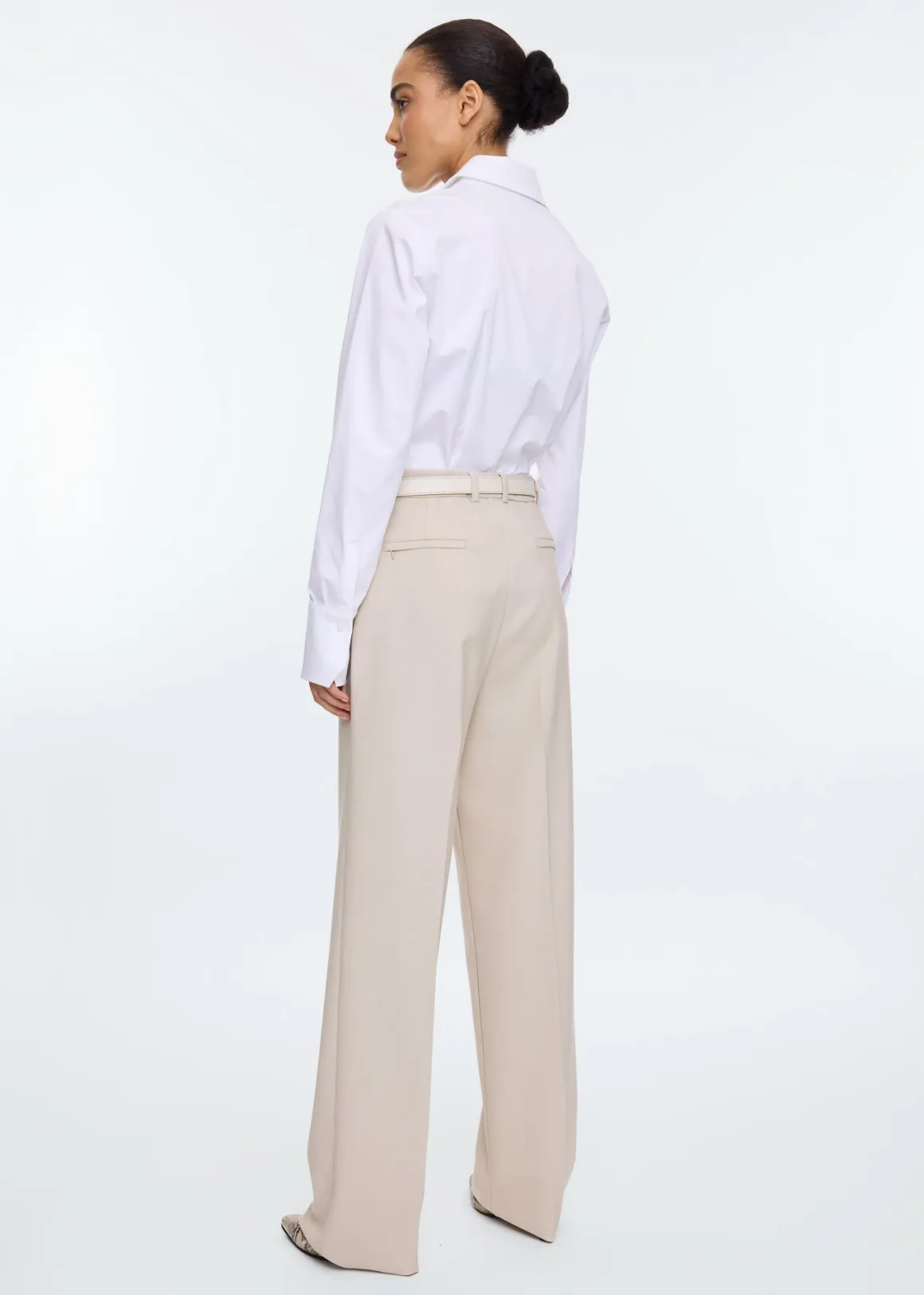 VANILIA Straight leg pants SilverLining Fashion